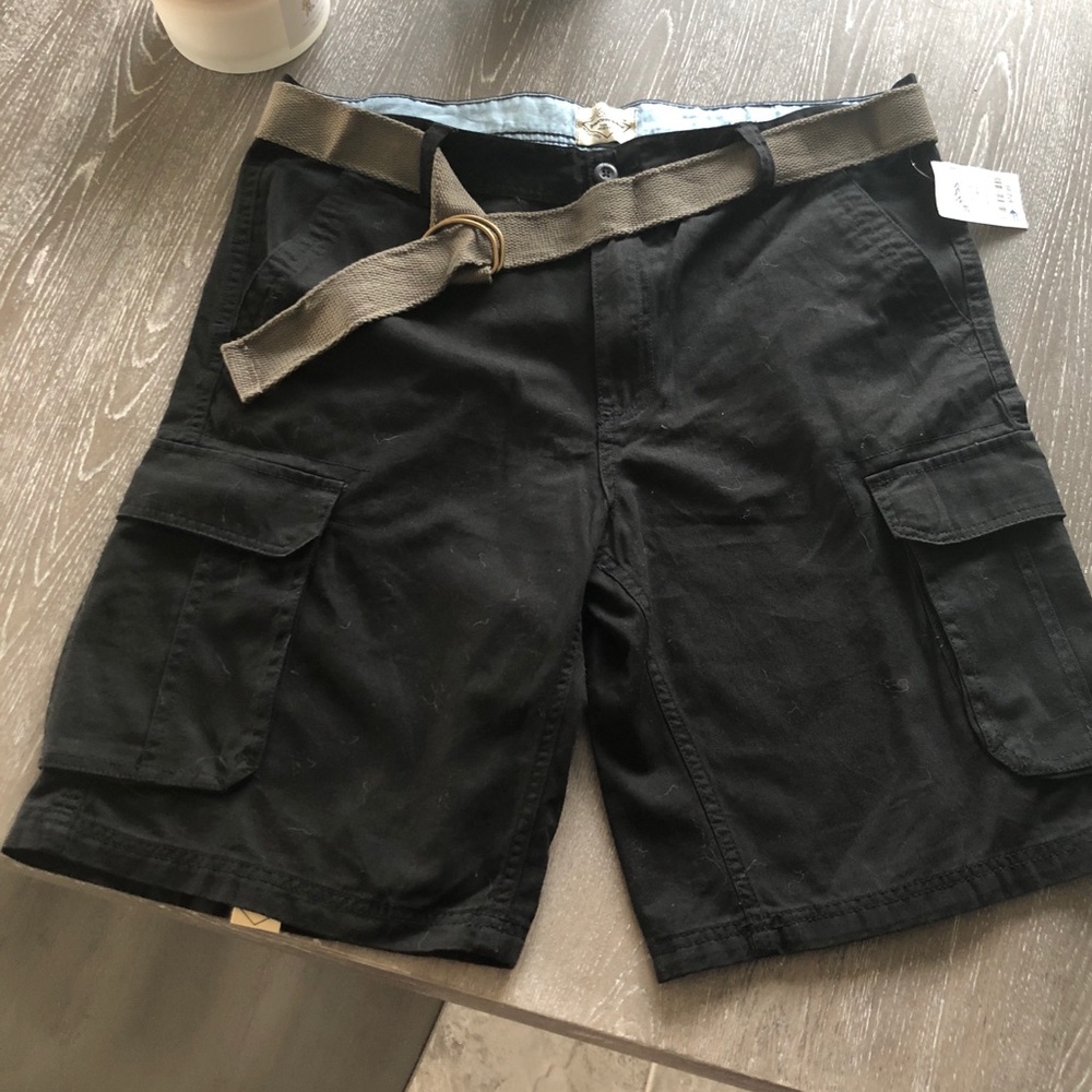 Black cargo type men shorts, BRAND NEW